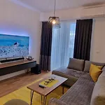 Exclusive & Modern *