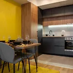 Exclusive & Modern Апартаменти *