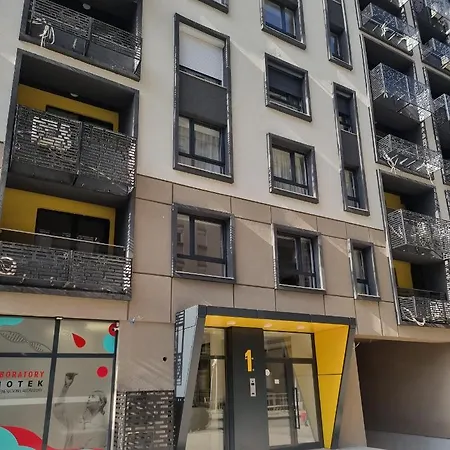 Exclusive & Modern *