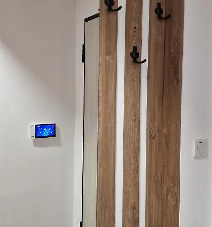 Exclusive & Modern