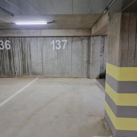 Апартаменти Exclusive & Modern