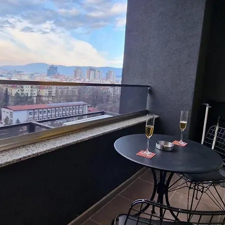 Апартаменти Exclusive & Modern