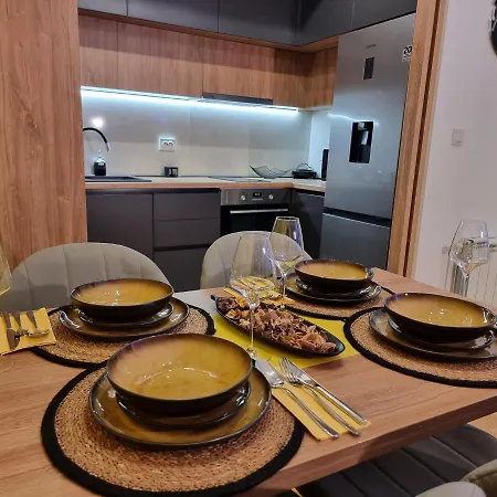 Exclusive & Modern Апартаменти