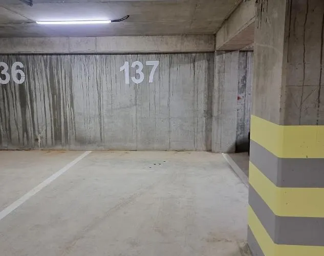 Апартаменти Exclusive & Modern