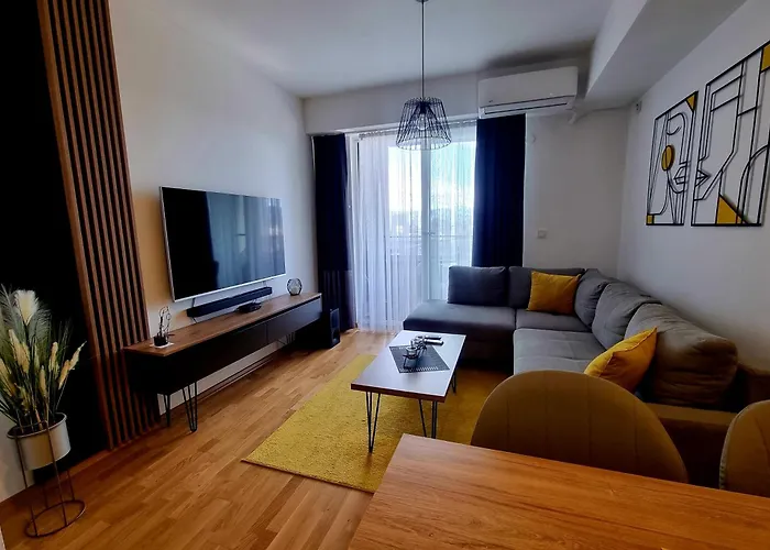 Апартаменти Exclusive & Modern *